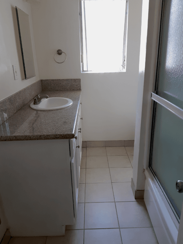 Sherman Oaks Apartment: 4450 Murietta Ave