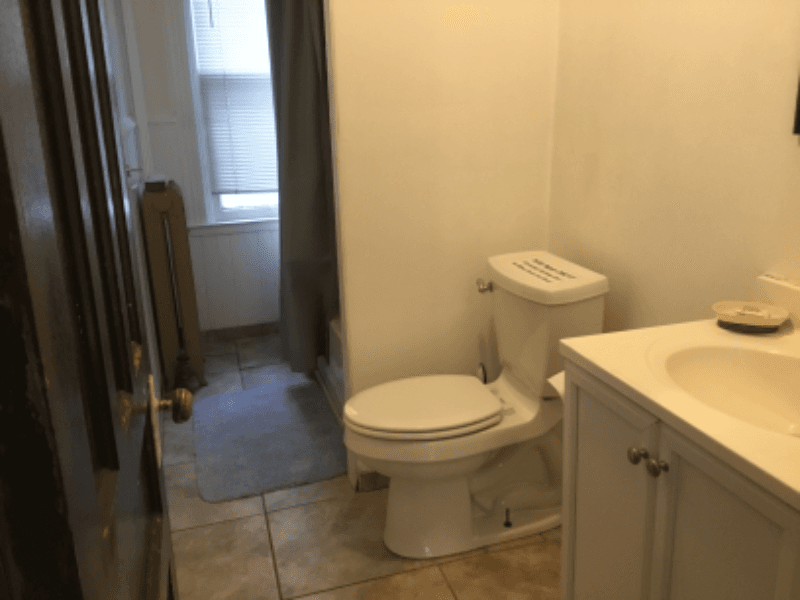 Utica Apartment: 931 Brayton Park Pl