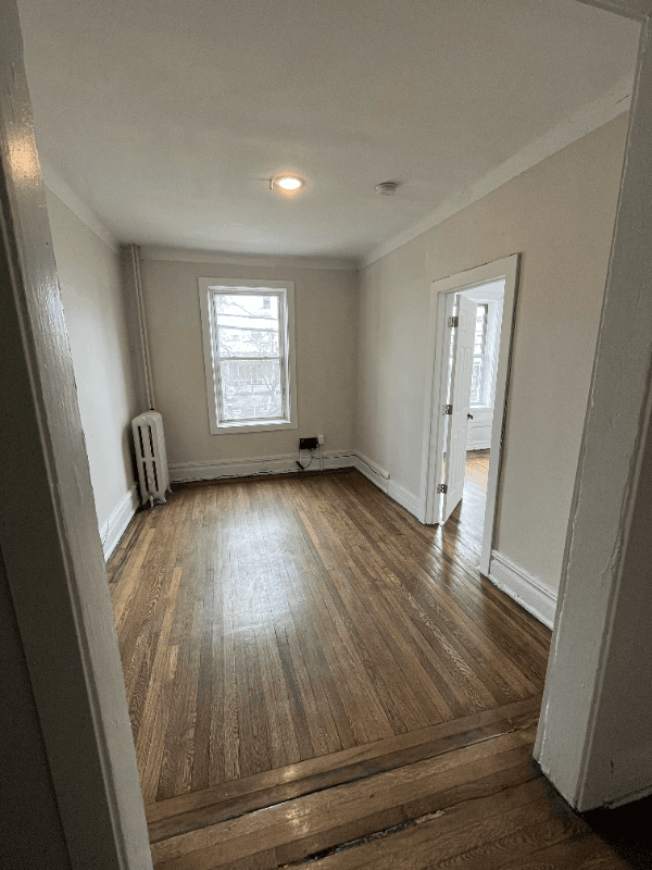 Jersey City Apartment: 201 Claremont Ave