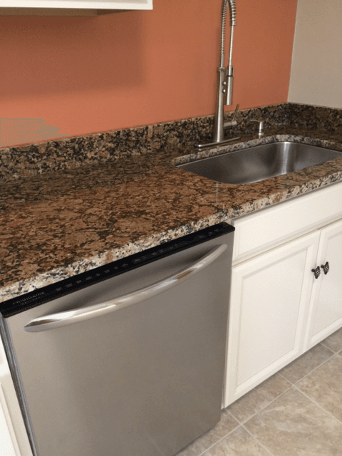 Providence Single Room: 205 Washington Ave