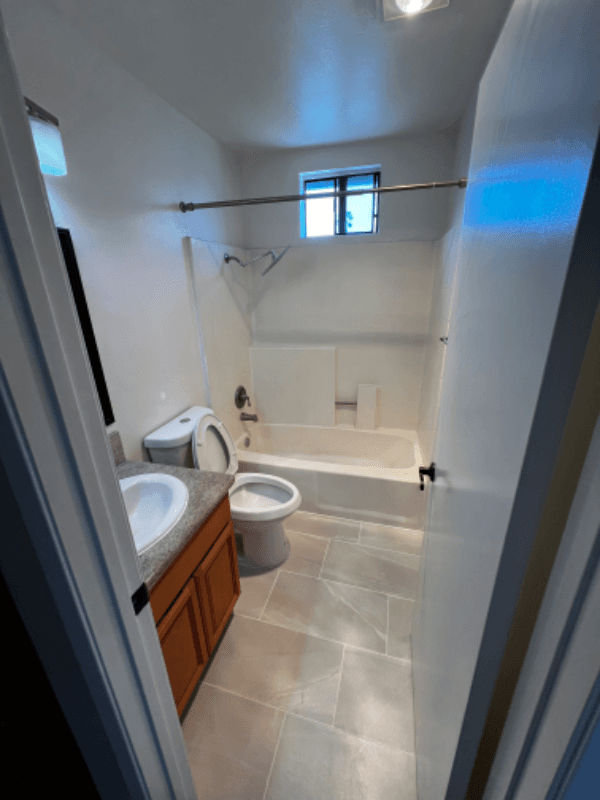 Pasadena Condo: 1255 N Los Robles Ave