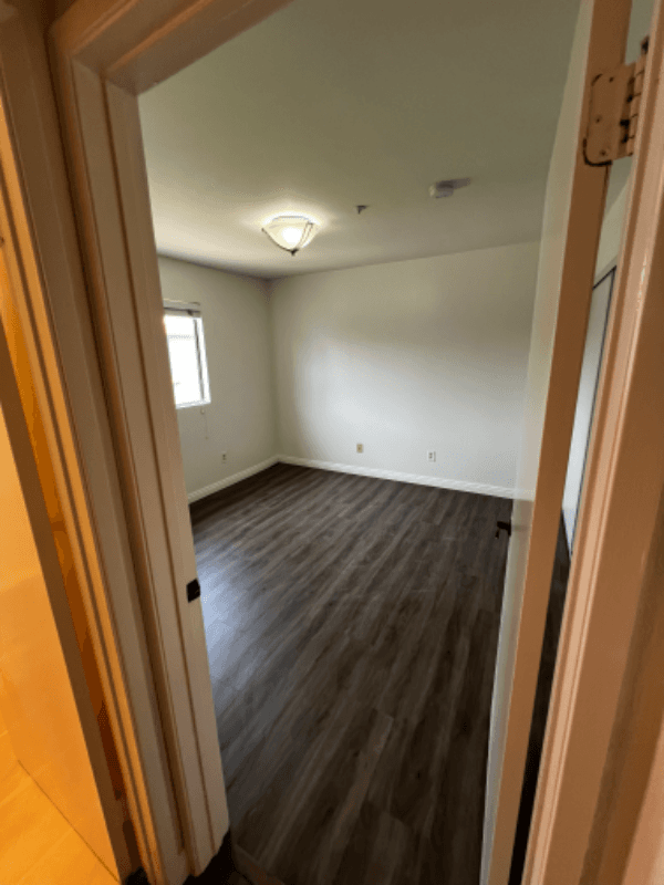 Pasadena Condo: 1255 N Los Robles Ave