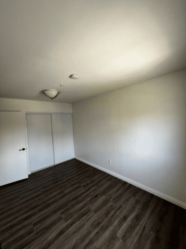 Pasadena Condo: 1255 N Los Robles Ave