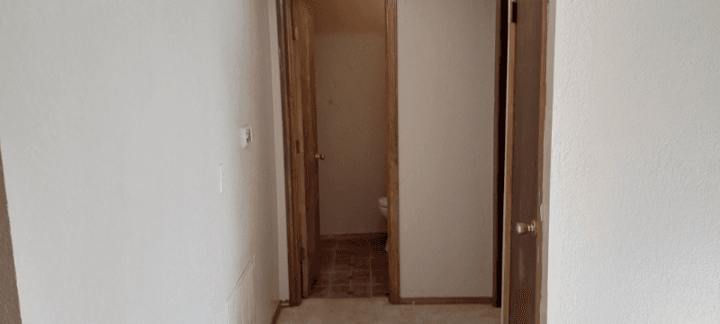 Wilburton Apartment: 902 Cynthia Street