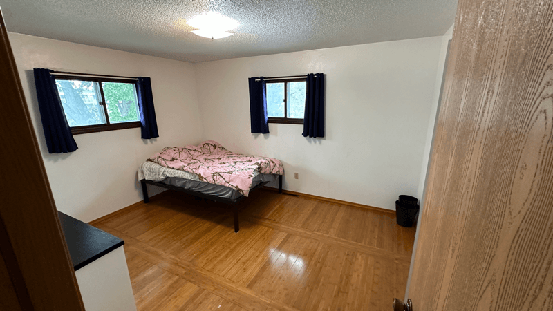 Saint Paul Other: 1649 Fernwood St