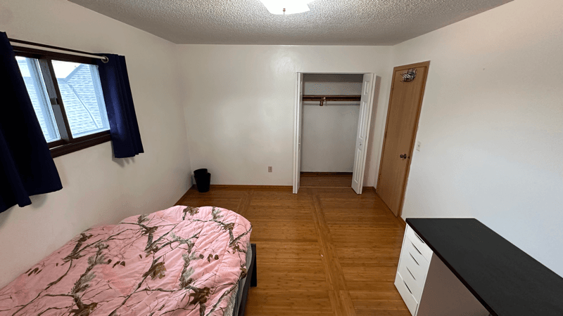 Saint Paul Other: 1649 Fernwood St
