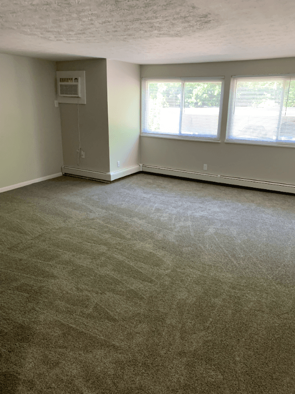 Tallmadge Apartment: 554 West Avenue