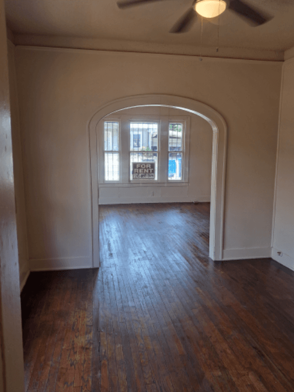 San Antonio House: 414 Gulf