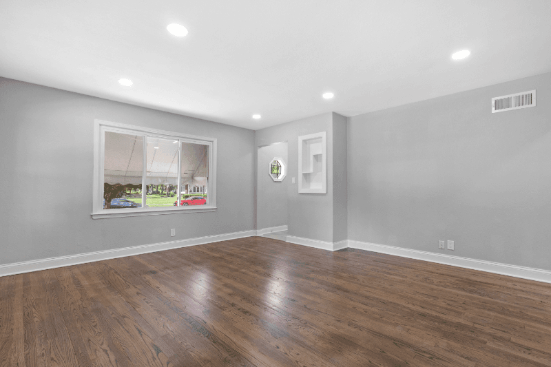 Wauwatosa House: 502 N 68th St