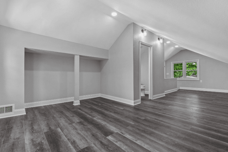 Wauwatosa House: 502 N 68th St