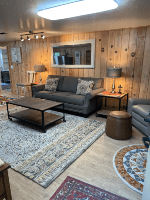 Logan Multiplex: 591 N 200 E