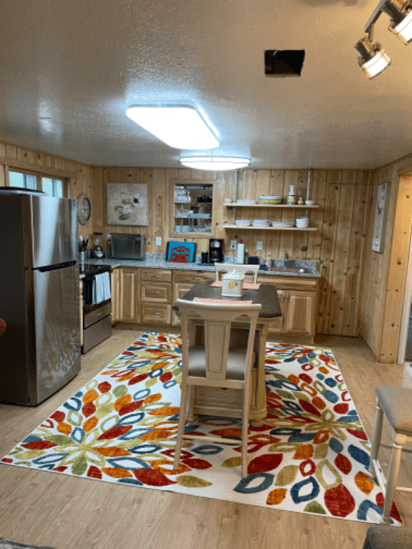 Logan Multiplex: 591 N 200 E