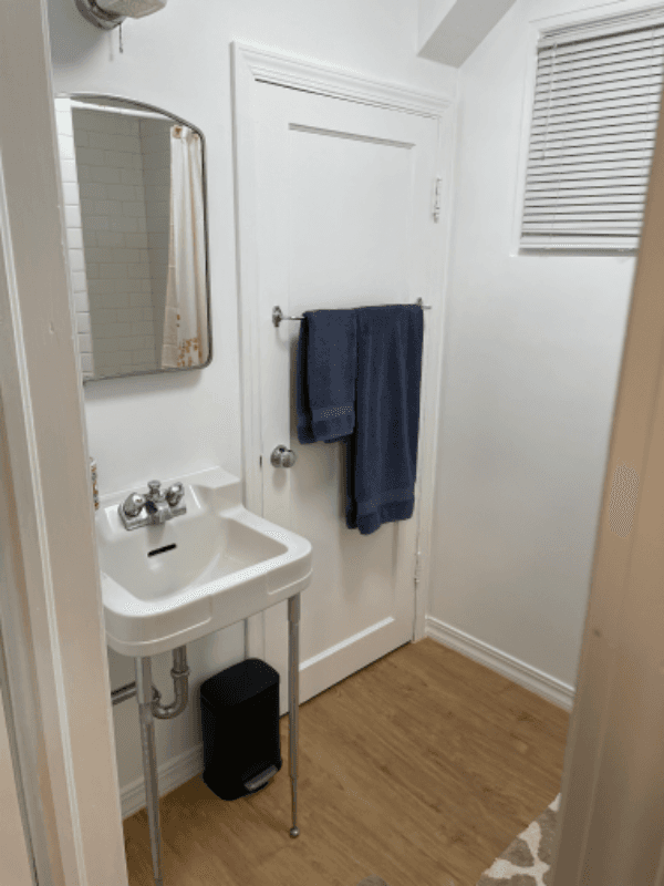 Logan Multiplex: 591 N 200 E