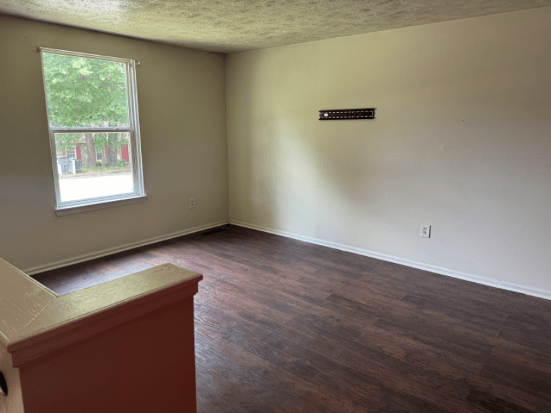 Chesterfield House: 6511 N Stevens Hollow Dr