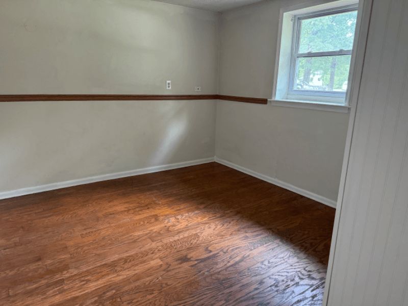 Chesterfield House: 6511 N Stevens Hollow Dr