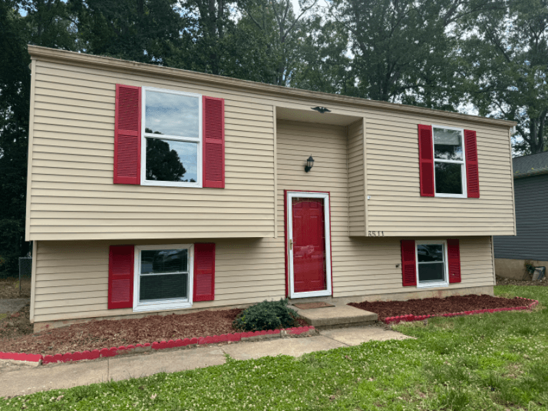 Chesterfield House: 6511 N Stevens Hollow Dr