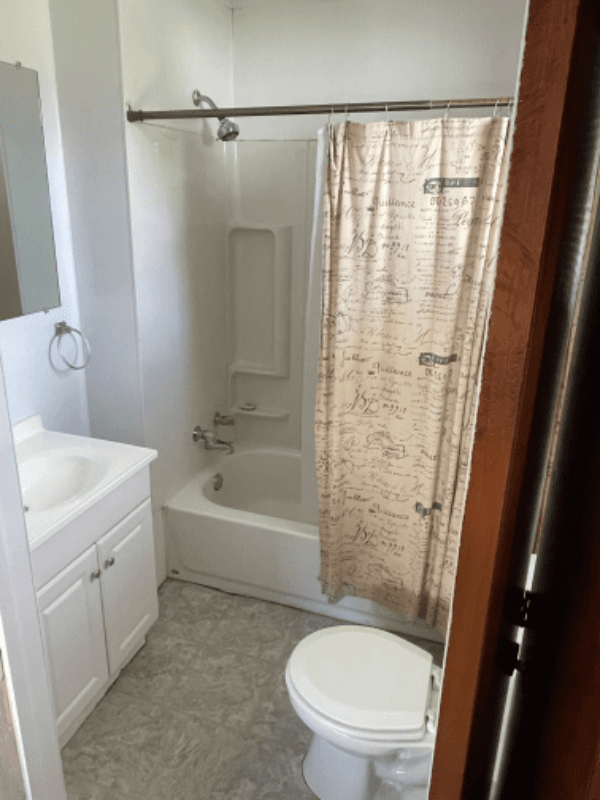 Latrobe Apartment: 522 Chestnut St.