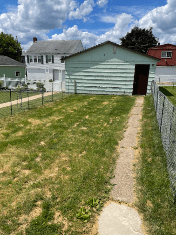 Latrobe Apartment: 522 Chestnut St.