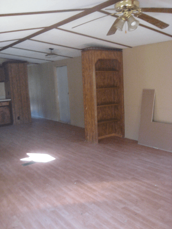 Anniston Apartment: 924 West 49the Street