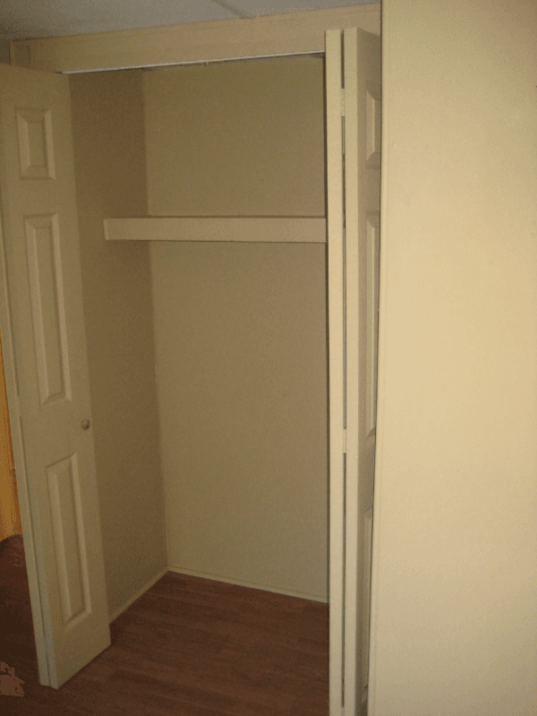 Anniston Apartment: 924 West 49the Street