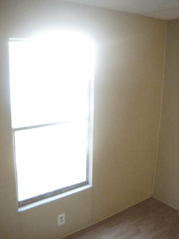 Anniston Apartment: 924 West 49the Street