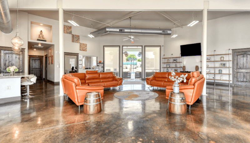 San Antonio Multiplex: 6007 Grissom Rd