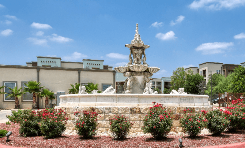 San Antonio Multiplex: 6007 Grissom Rd