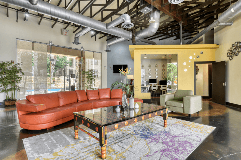 San Antonio House: 6201 Grissom Rd