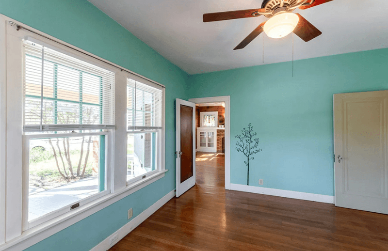 San Antonio House: 331 Avant Ave