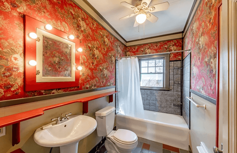 San Antonio House: 331 Avant Ave