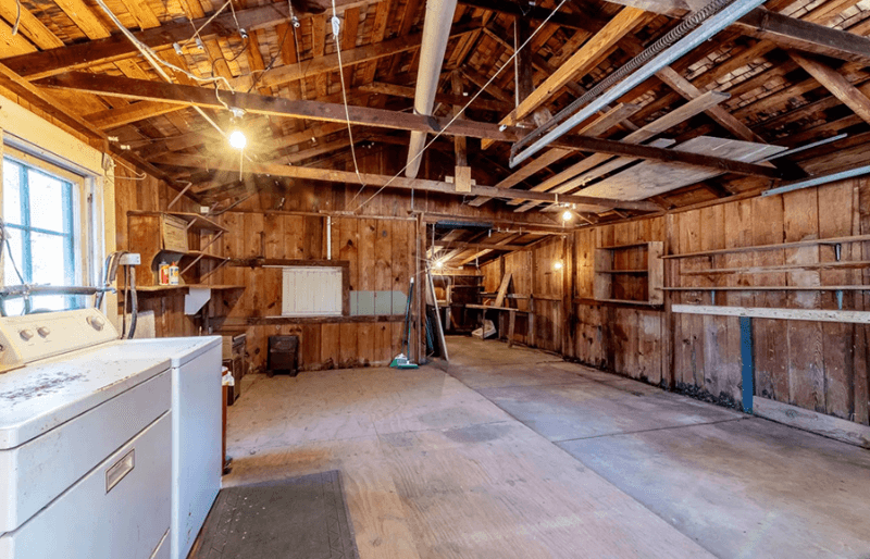 San Antonio House: 331 Avant Ave