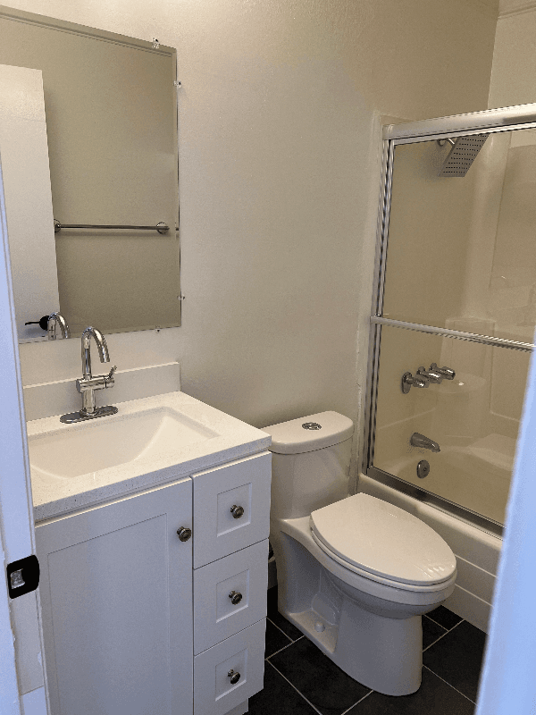 Tarzana House: 18408 Hatteras Street