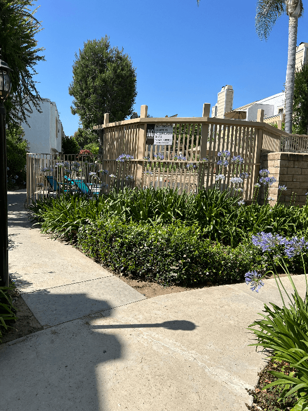 Tarzana House: 18408 Hatteras Street