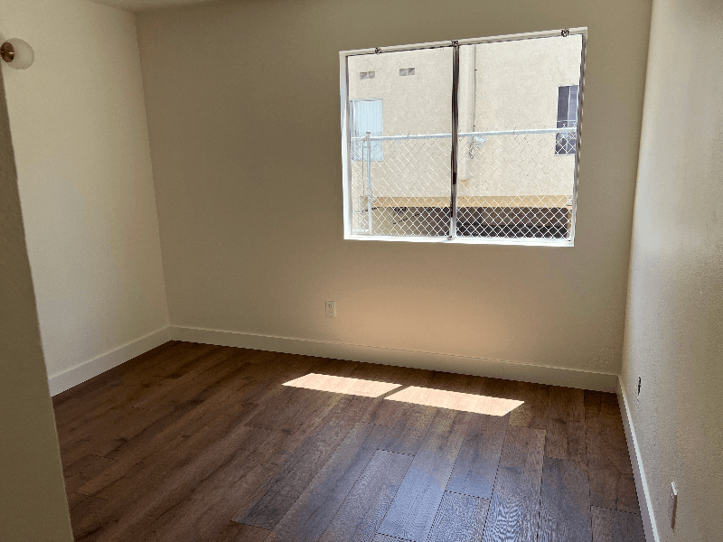 Tarzana House: 18408 Hatteras Street