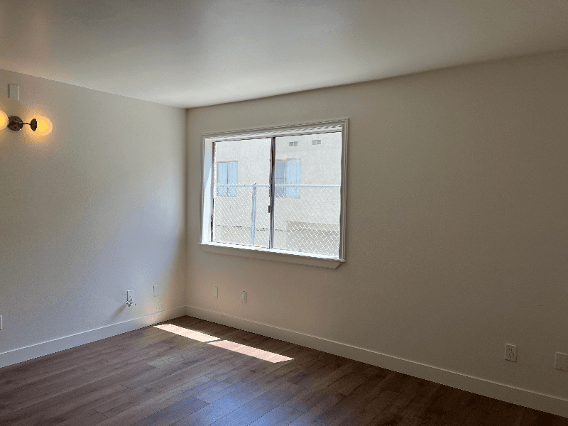 Tarzana House: 18408 Hatteras Street