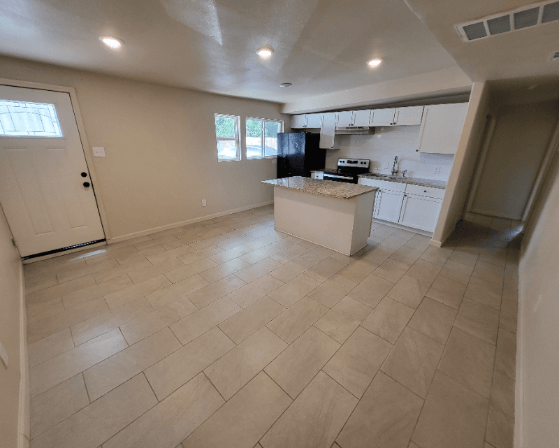 San Antonio House: 118 Esmeralda Dr