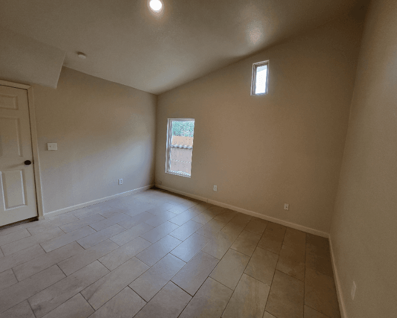 San Antonio House: 118 Esmeralda Dr