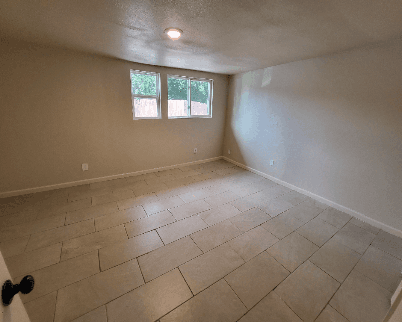 San Antonio House: 118 Esmeralda Dr