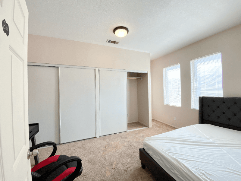 Moreno Valley House: 22271 Summer Holly Ave