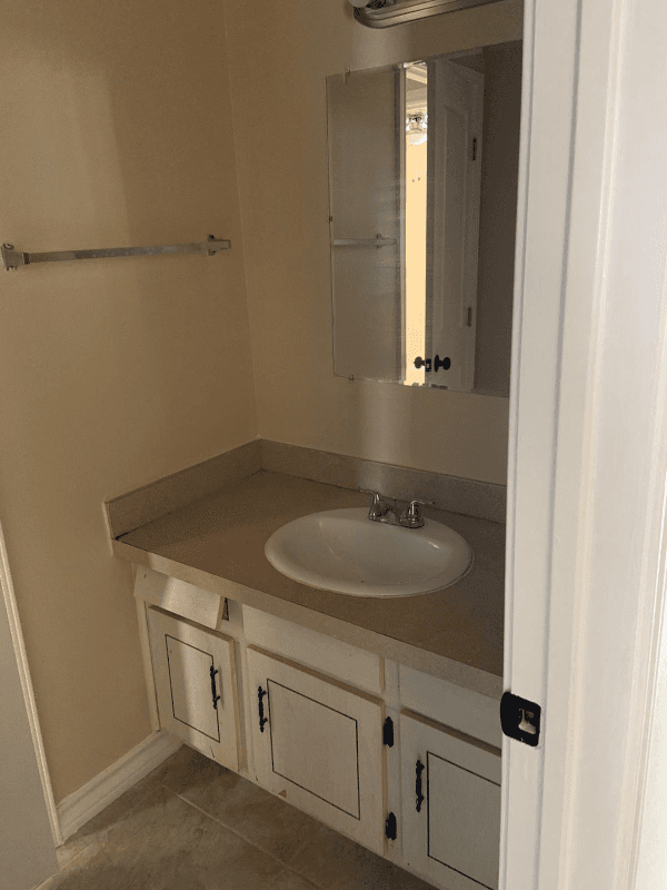 Laredo Apartment: 5909 Santa Maria