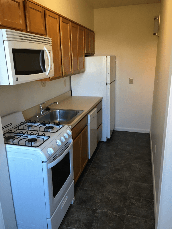 Baltimore Apartment: 933 Saint Paul St