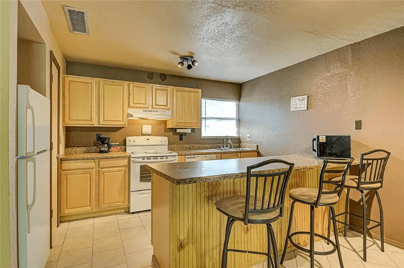 Gainesville Condo: 2811 SW Archer Rd