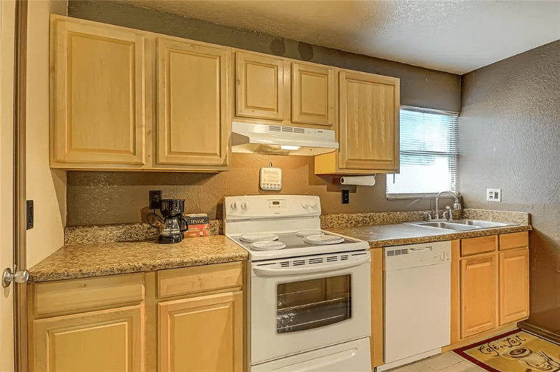 Gainesville Condo: 2811 SW Archer Rd