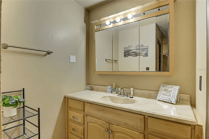 Gainesville Condo: 2811 SW Archer Rd