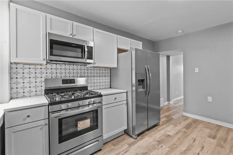 Pittsburgh House: 363 44th St
