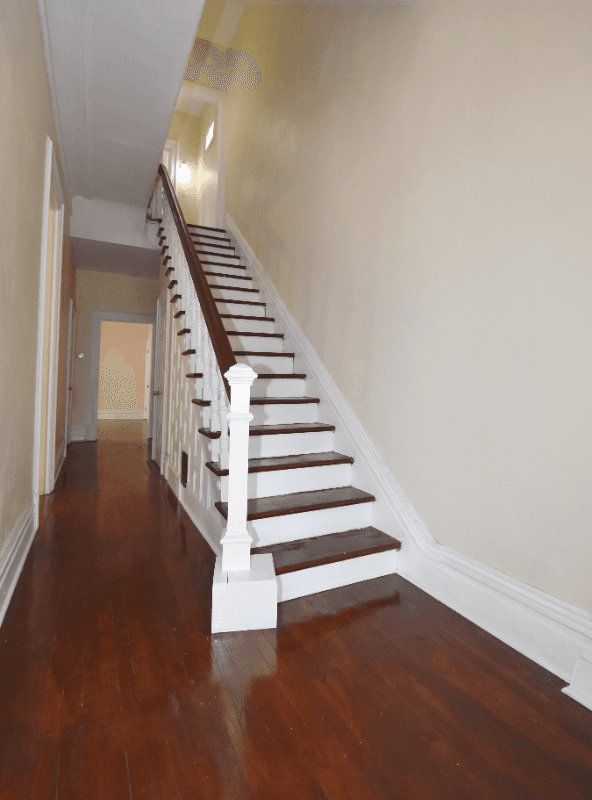 Pittsburgh House: 1005 Sheffield St