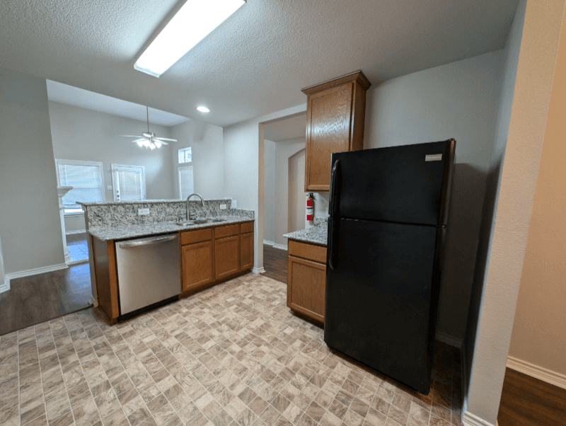 Crossroads House: 8915 Wild Rose Ln