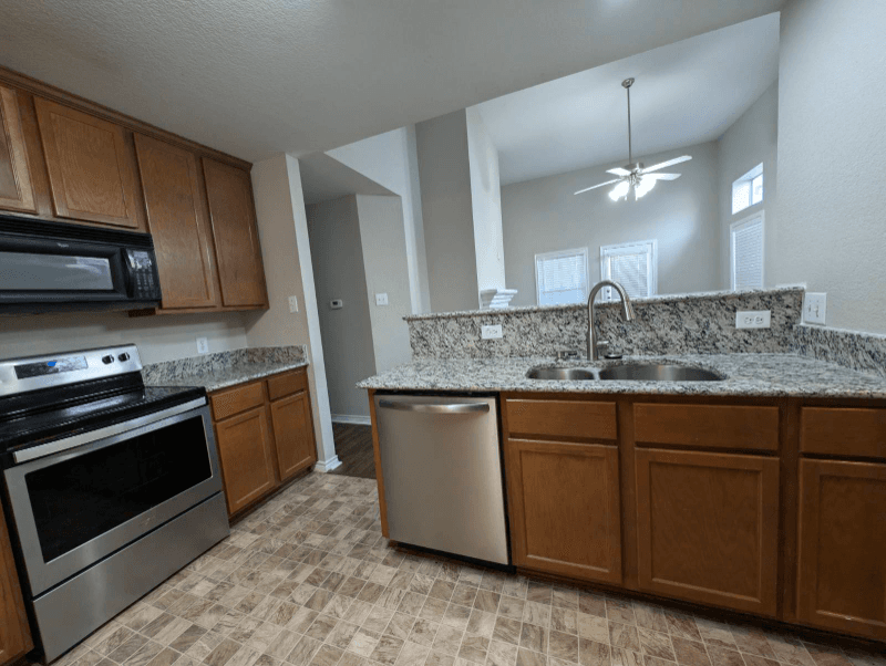 Crossroads House: 8915 Wild Rose Ln