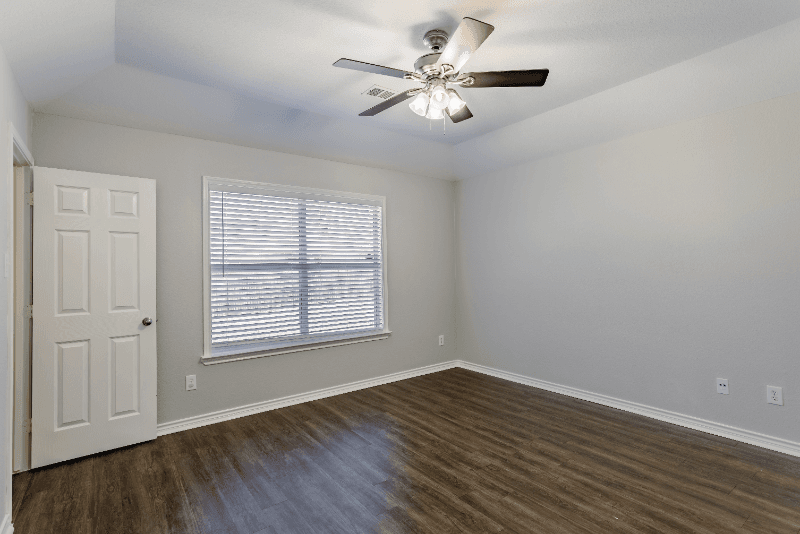 Crossroads House: 8915 Wild Rose Ln
