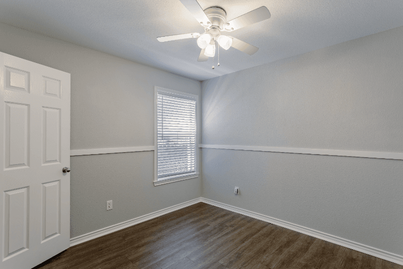 Crossroads House: 8915 Wild Rose Ln